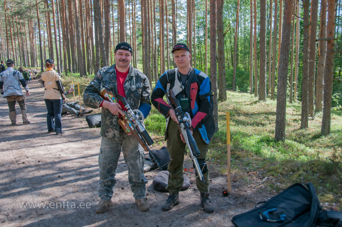 121 Linas Burvys LT and Sergey Surikov RU